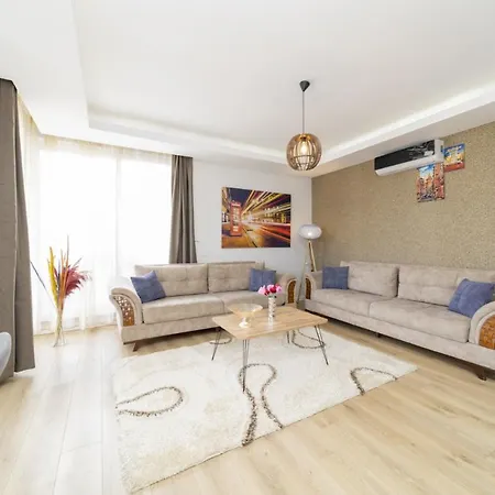 Bright Flat W Balcony 15 Min To Konyaalti *
