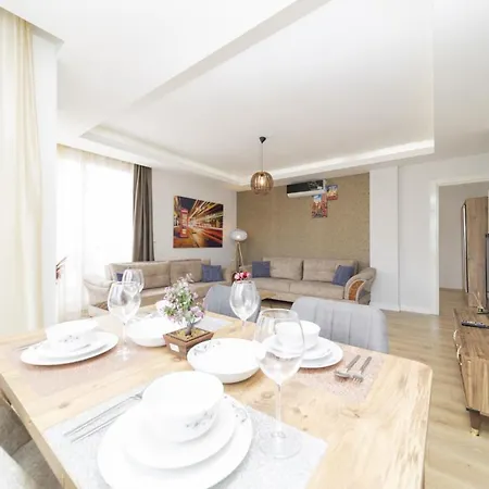 Bright Flat W Balcony 15 Min To Konyaalti Apartment *